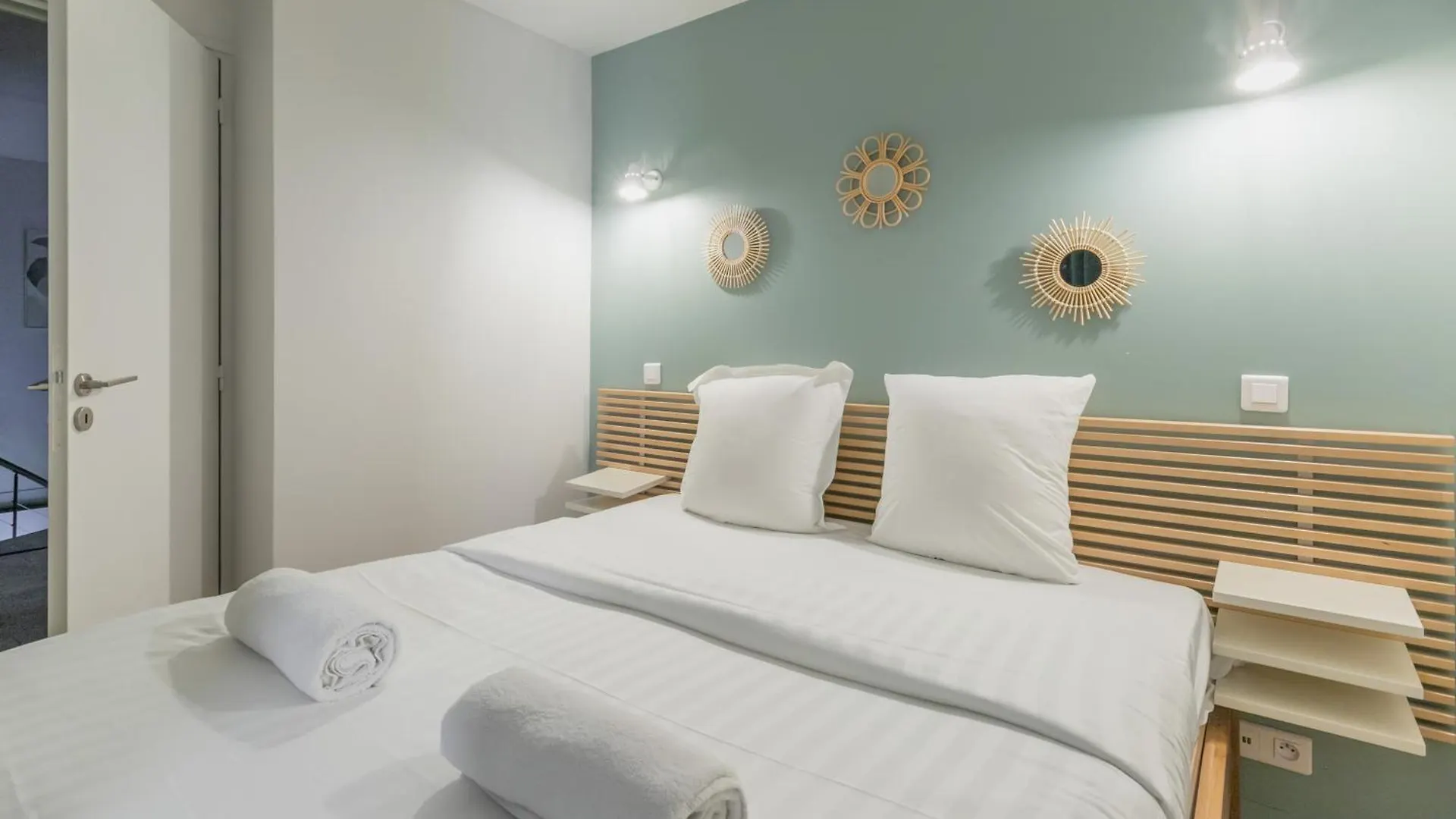 شقة An Enchanting Parisian Hideaway